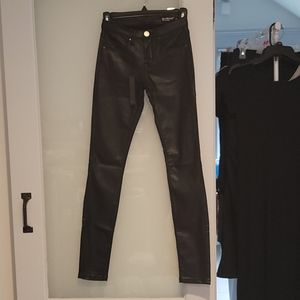 Blank NYC, 24, black